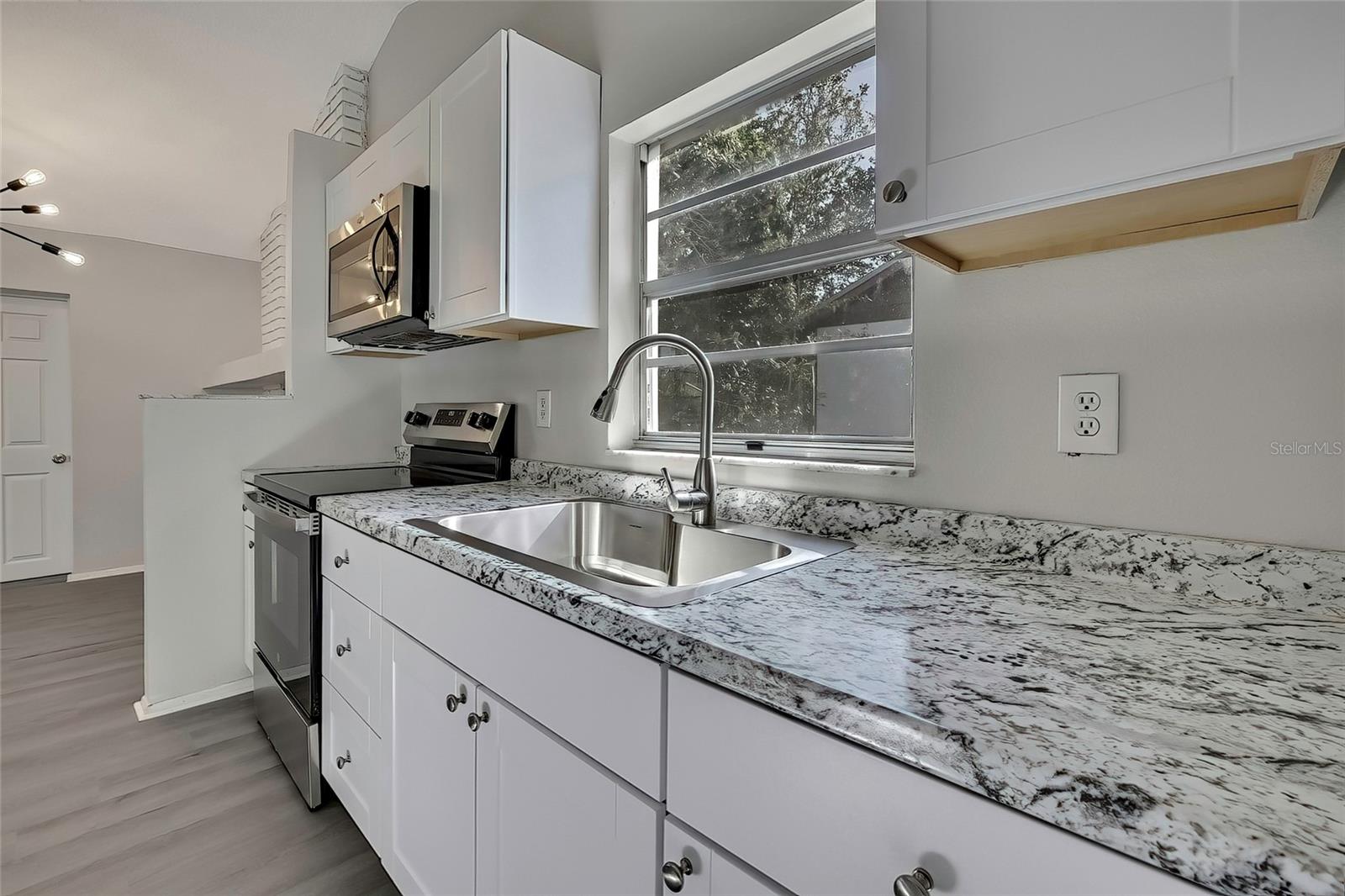 Image 8 of 29 For 3332 Vorden Street