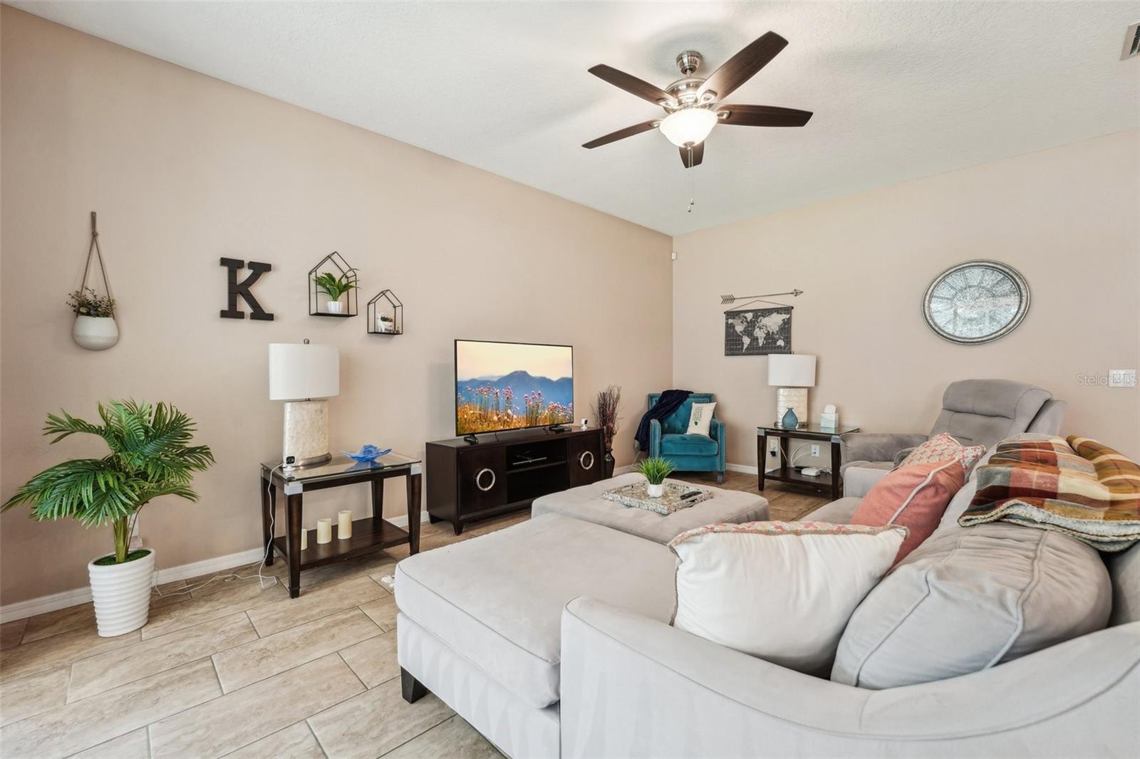 Image 10 of 50 For 9917 Prevatt Street