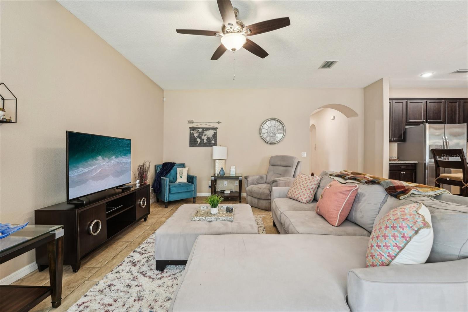 Image 7 of 50 For 9917 Prevatt Street