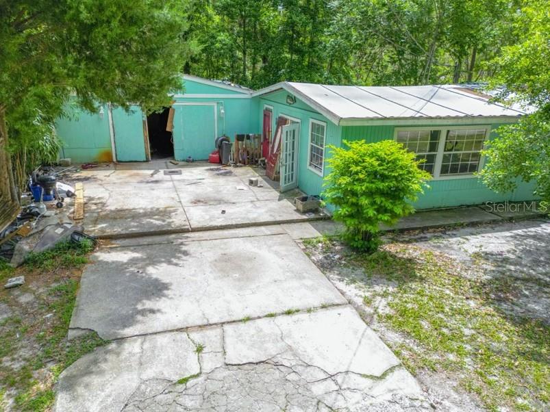 Image 4 of 40 For 10854 Telford Street