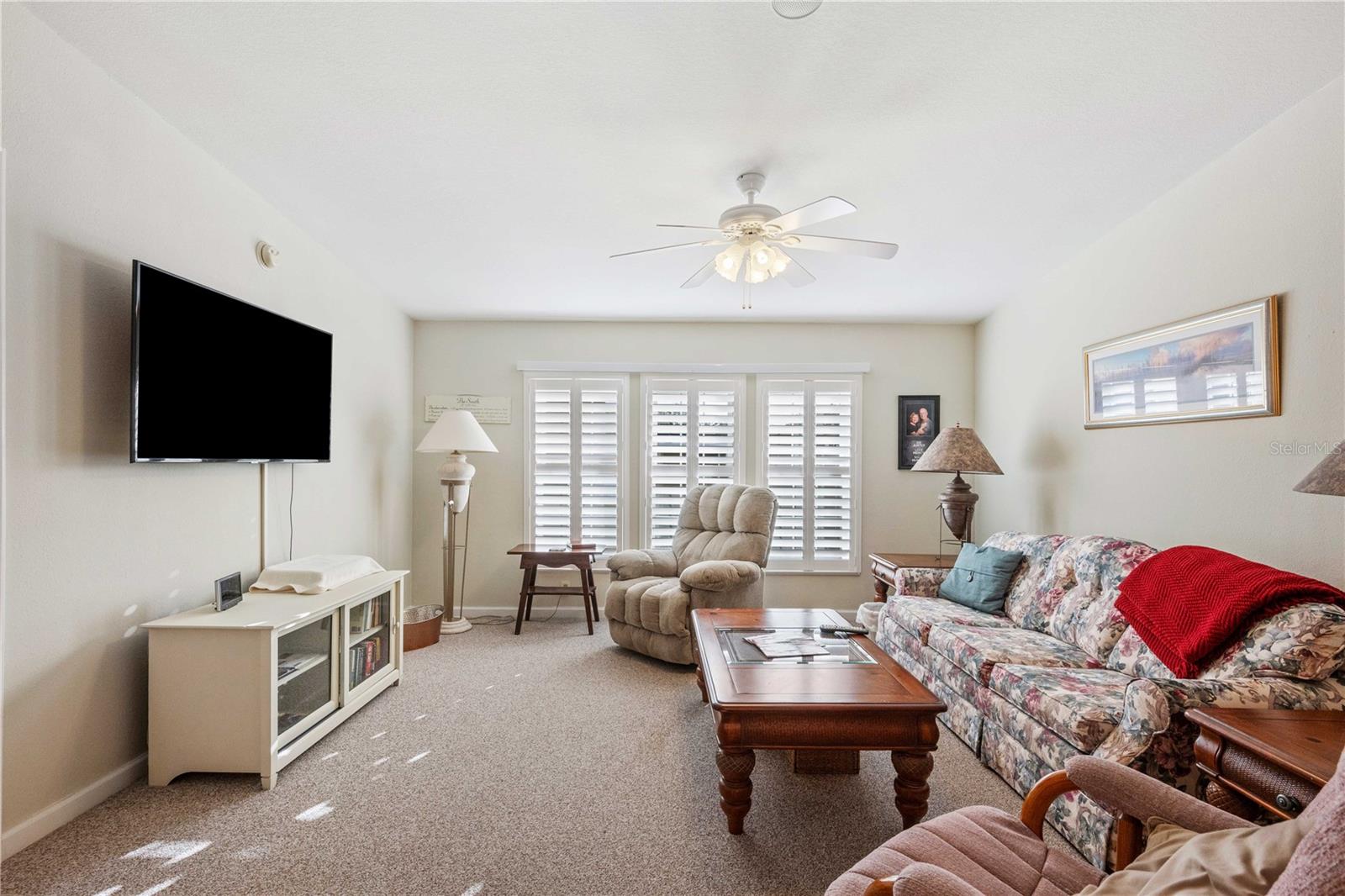 Image 15 of 76 For 37338 Sandra Avenue