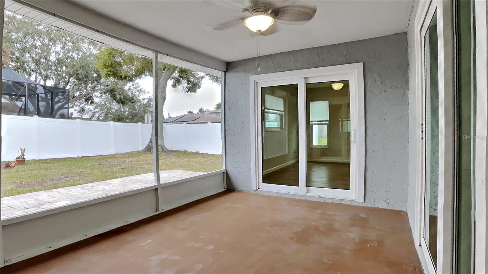 Image 14 of 16 For 1701 Hibiscus Circle S