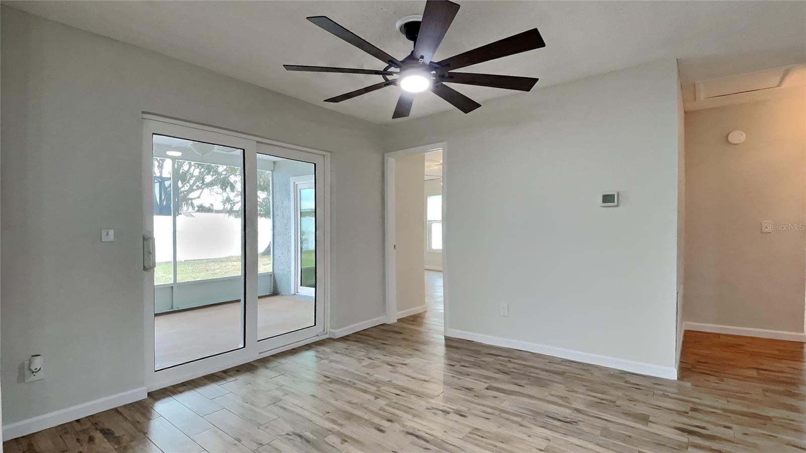 Image 5 of 16 For 1701 Hibiscus Circle S