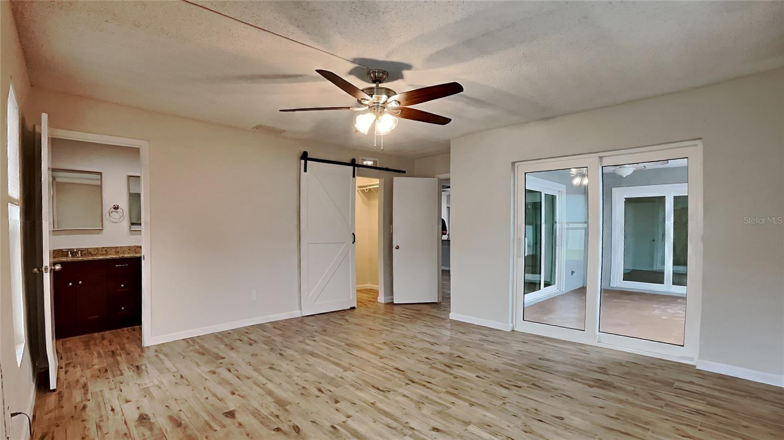 Image 8 of 16 For 1701 Hibiscus Circle S