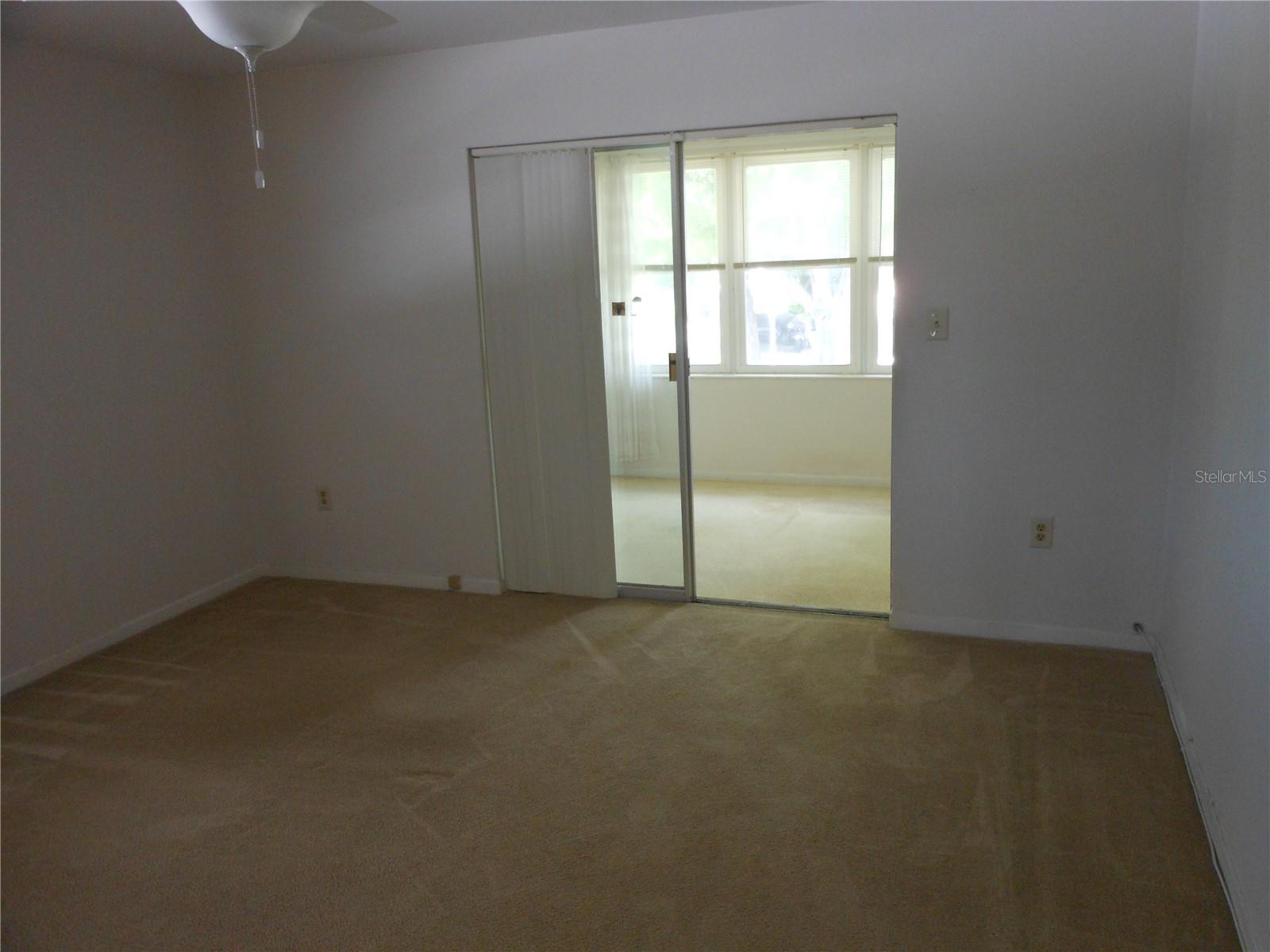 Image 21 of 31 For 138 36th Avenue N 206w