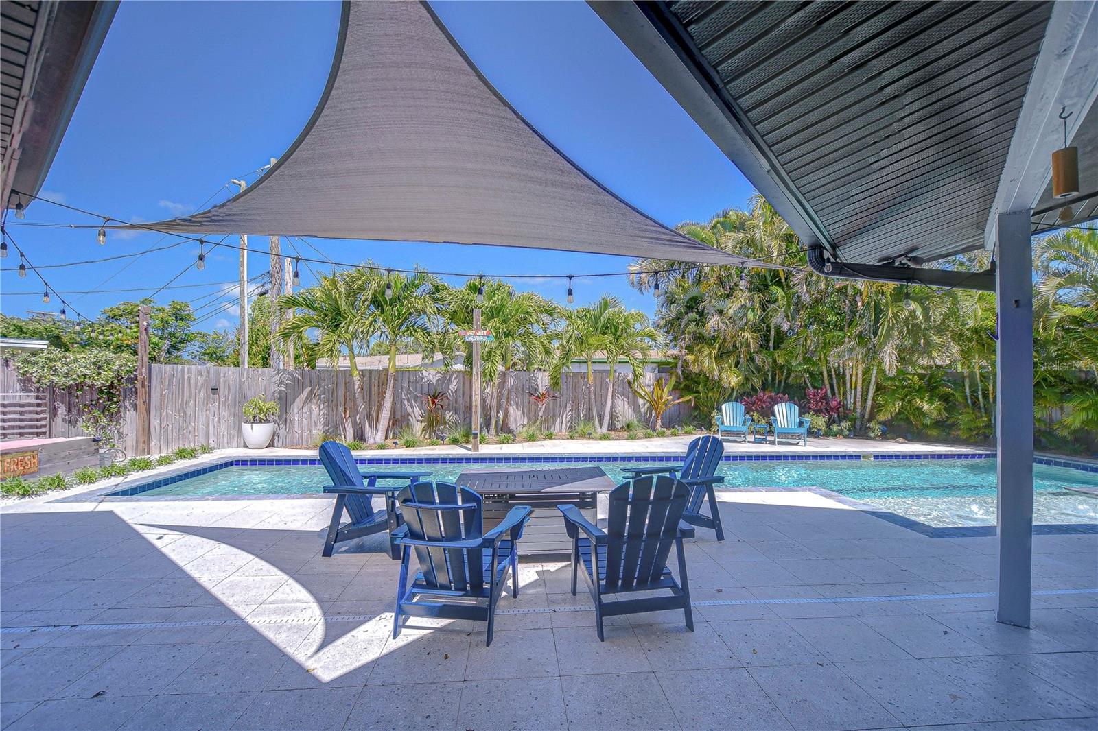 Image 14 of 41 For 1401 Pinellas Point Drive S