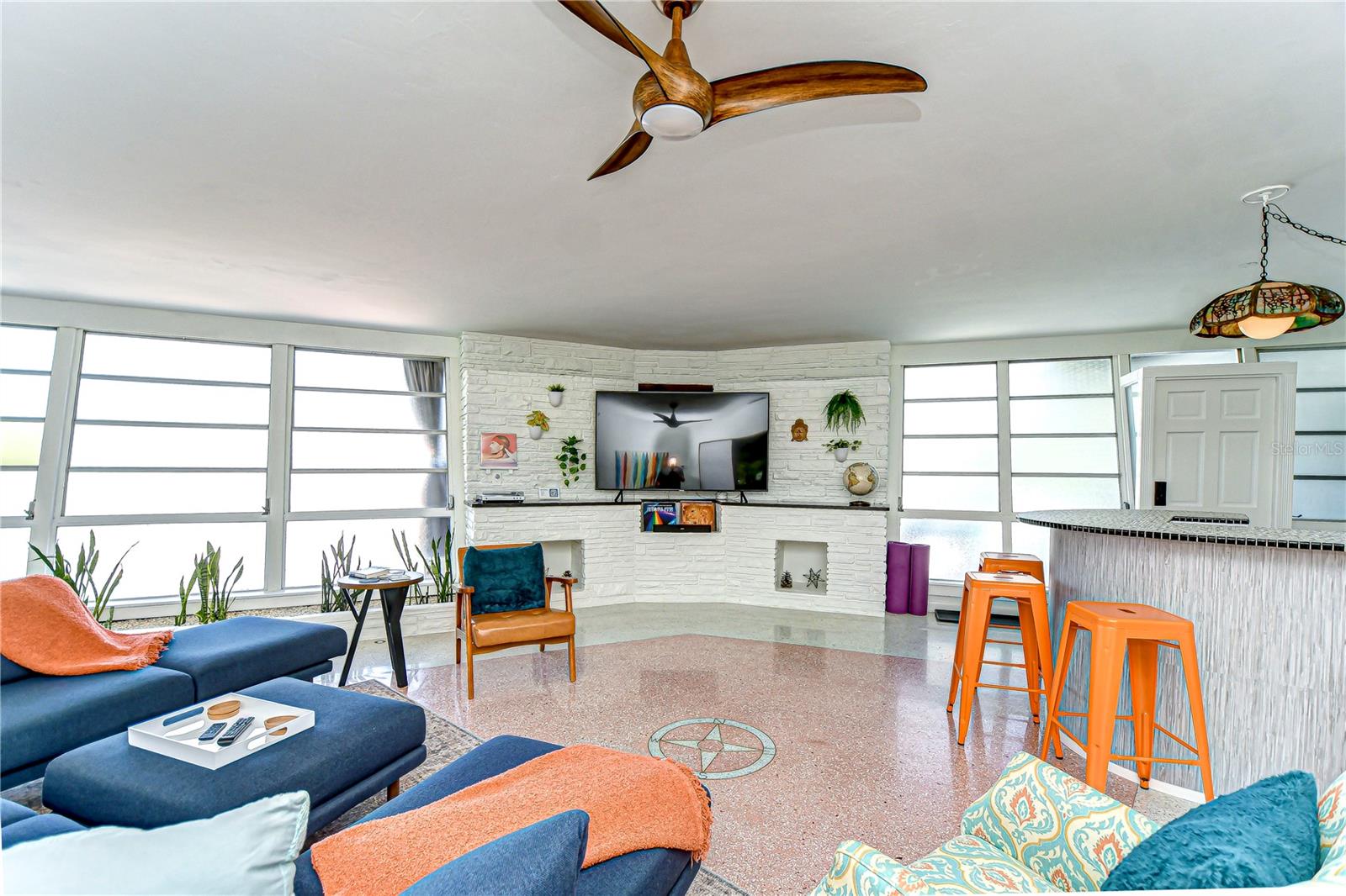 Image 29 of 41 For 1401 Pinellas Point Drive S