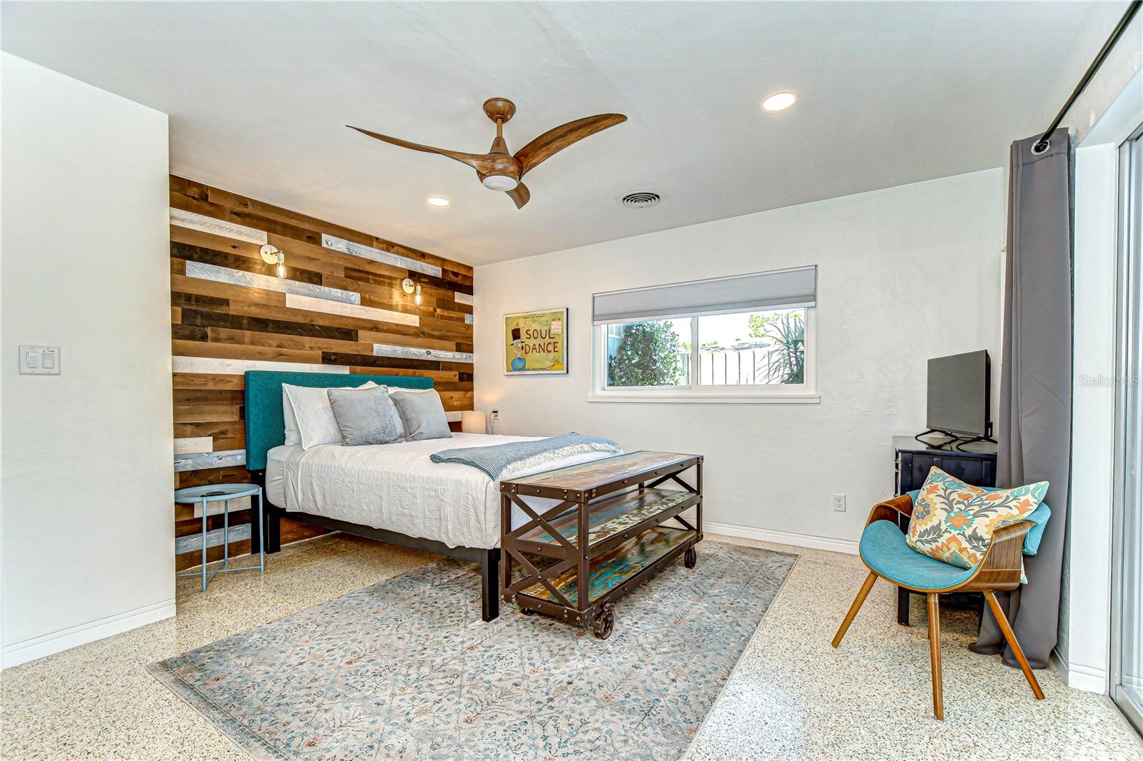 Image 38 of 41 For 1401 Pinellas Point Drive S