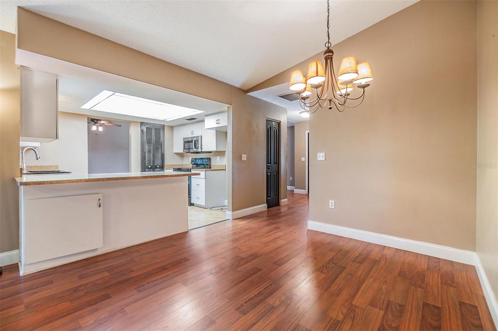 Image 14 of 48 For 6436 Huntington Drive