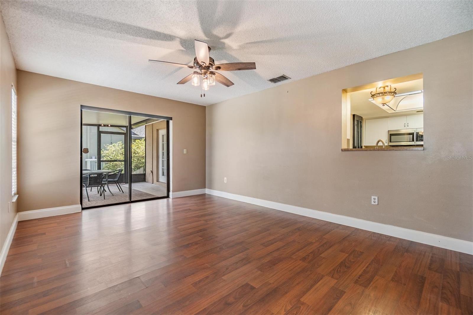 Image 21 of 48 For 6436 Huntington Drive