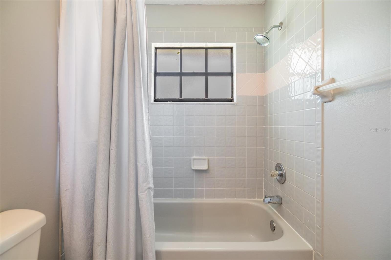 Image 31 of 48 For 6436 Huntington Drive