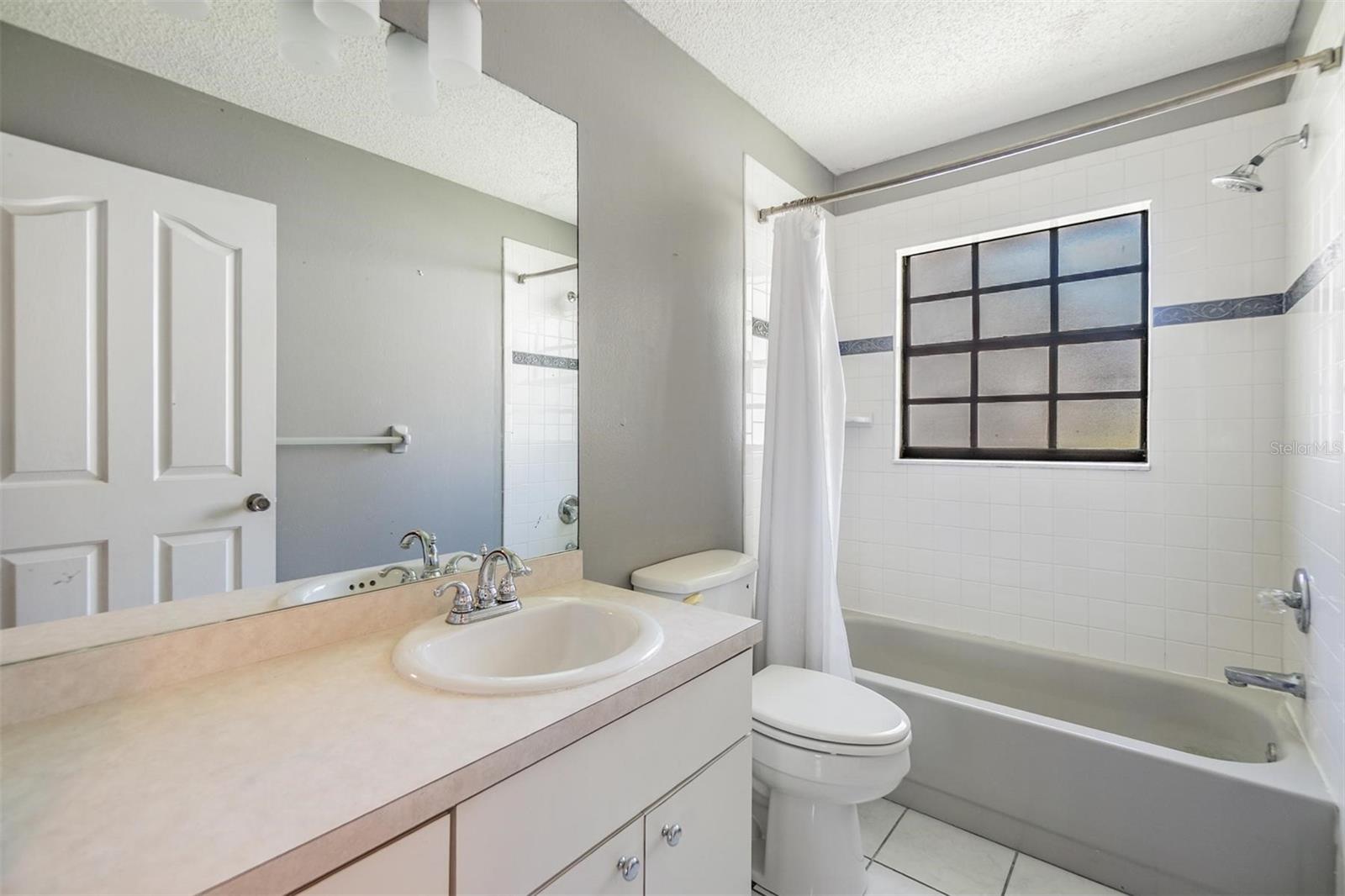 Image 33 of 48 For 6436 Huntington Drive