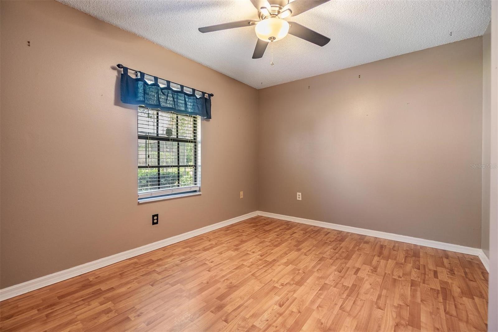 Image 34 of 48 For 6436 Huntington Drive