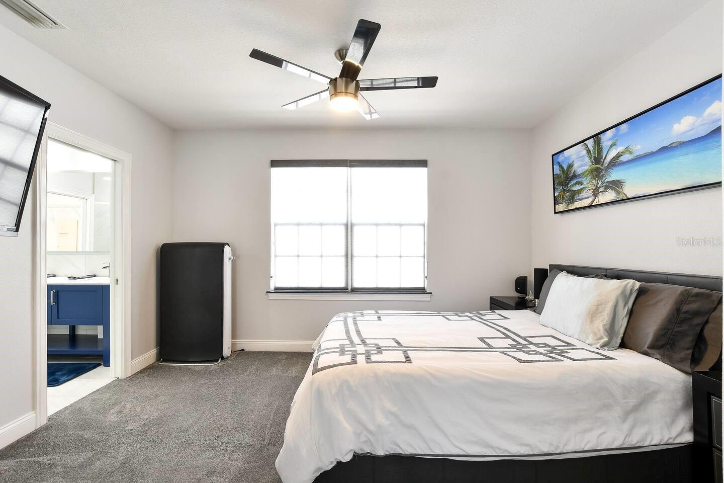 Image 11 of 21 For 2315 North A Street 4