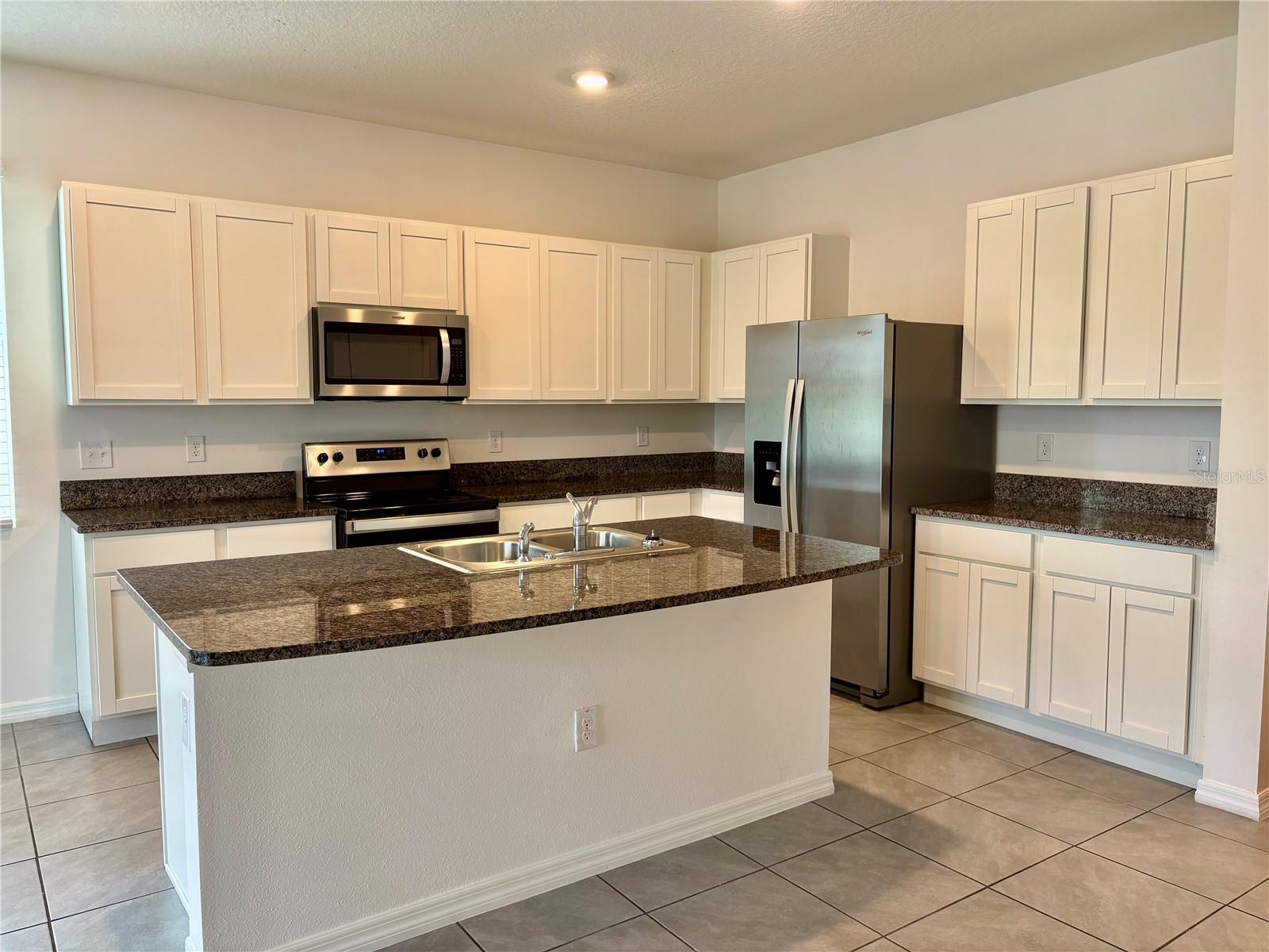 Image 4 of 19 For 3342 Pleasant Willow Court