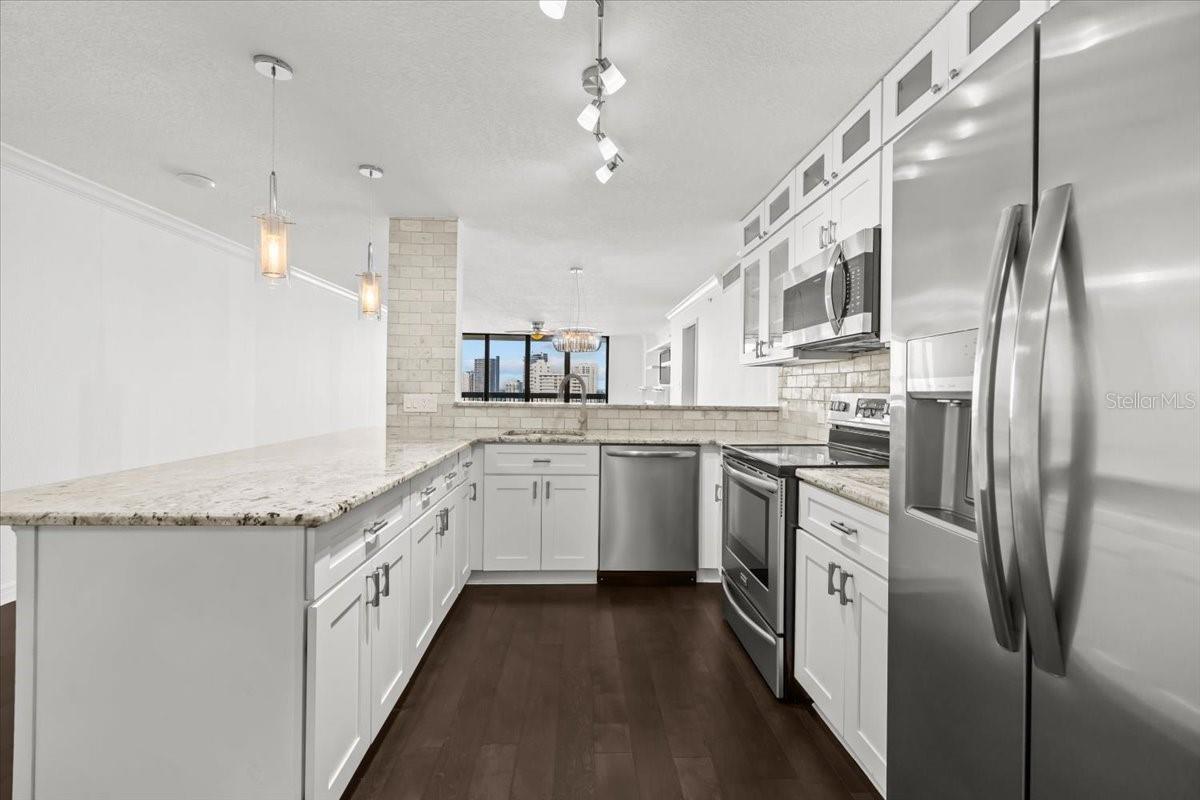 Image 11 of 58 For 2413 Bayshore Boulevard 1604