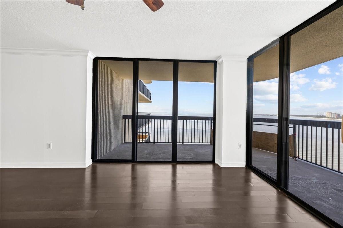 Image 17 of 58 For 2413 Bayshore Boulevard 1604
