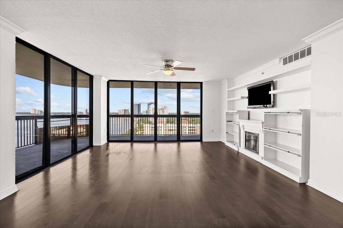 Image 19 of 58 For 2413 Bayshore Boulevard 1604