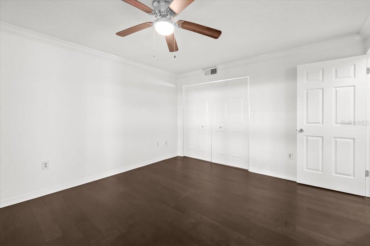 Image 26 of 58 For 2413 Bayshore Boulevard 1604