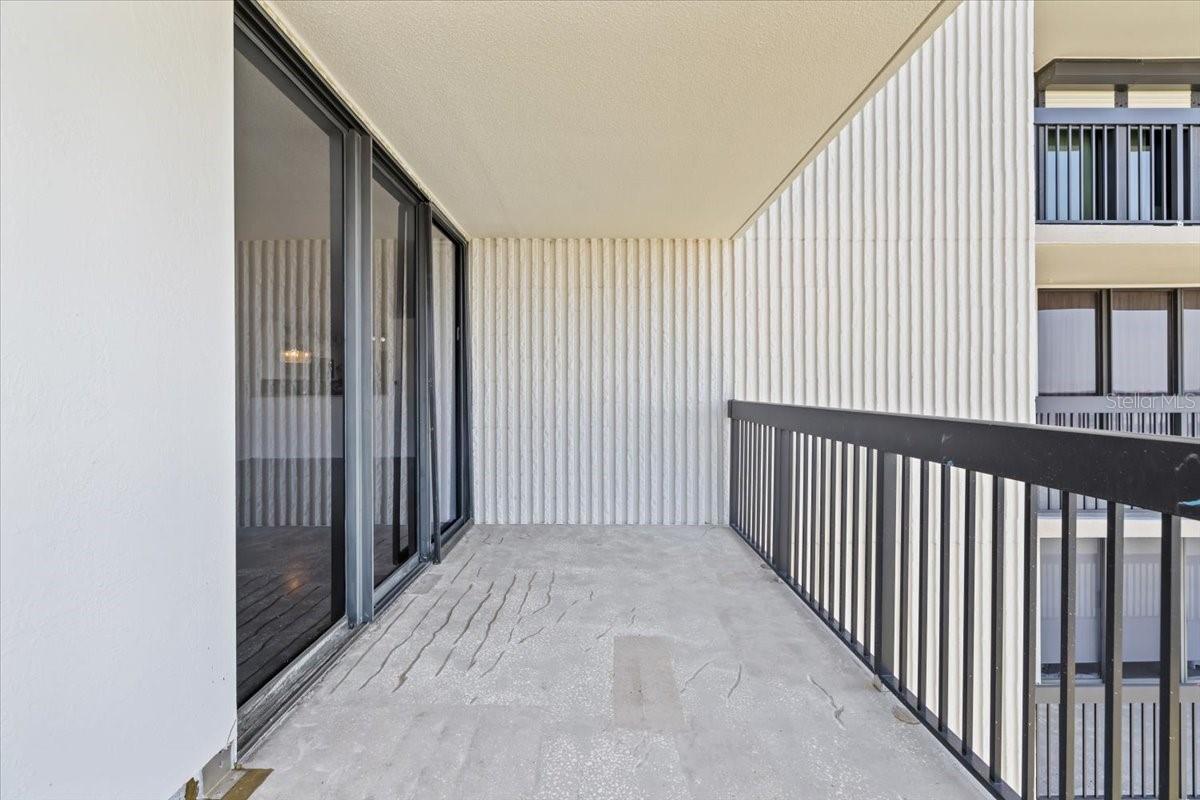 Image 37 of 58 For 2413 Bayshore Boulevard 1604