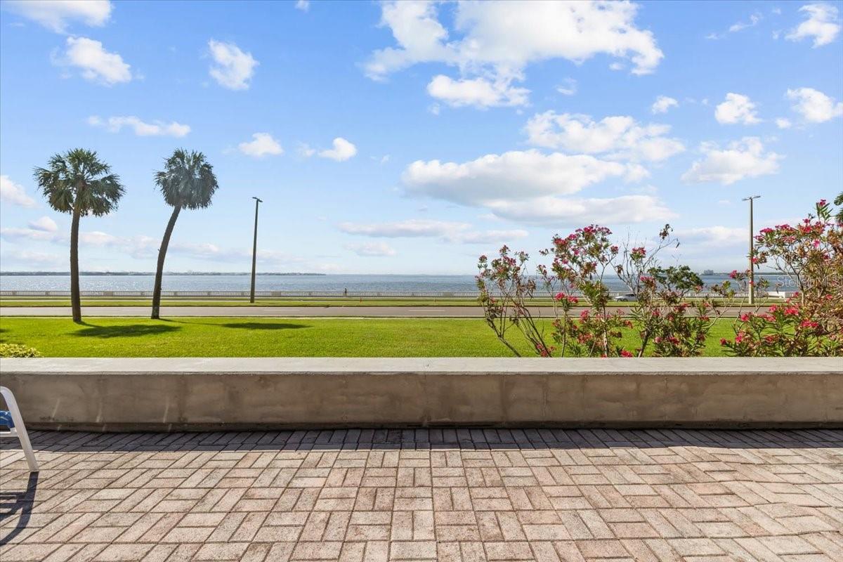 Image 39 of 58 For 2413 Bayshore Boulevard 1604