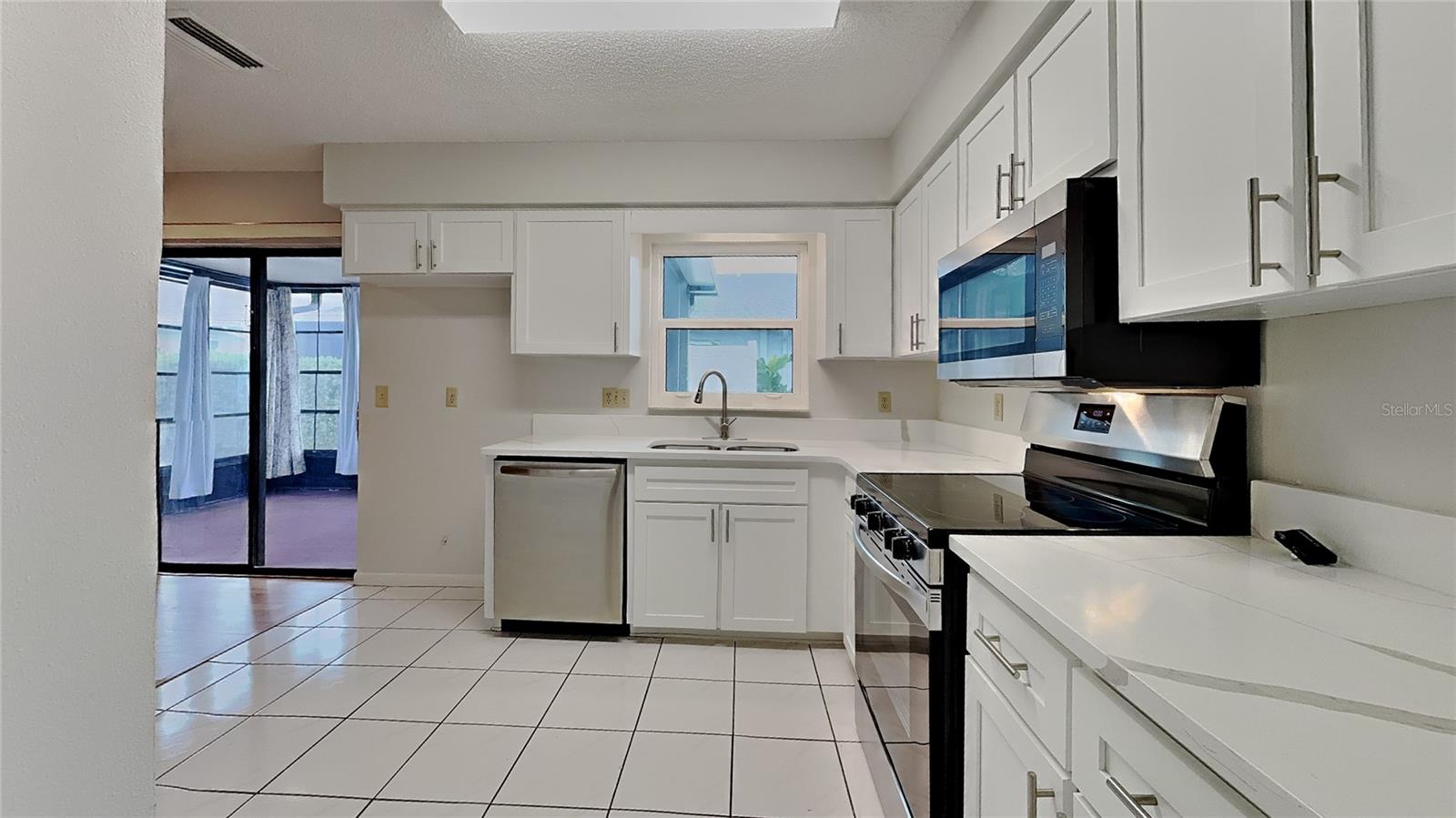 Image 4 of 11 For 6212 Emerson Drive