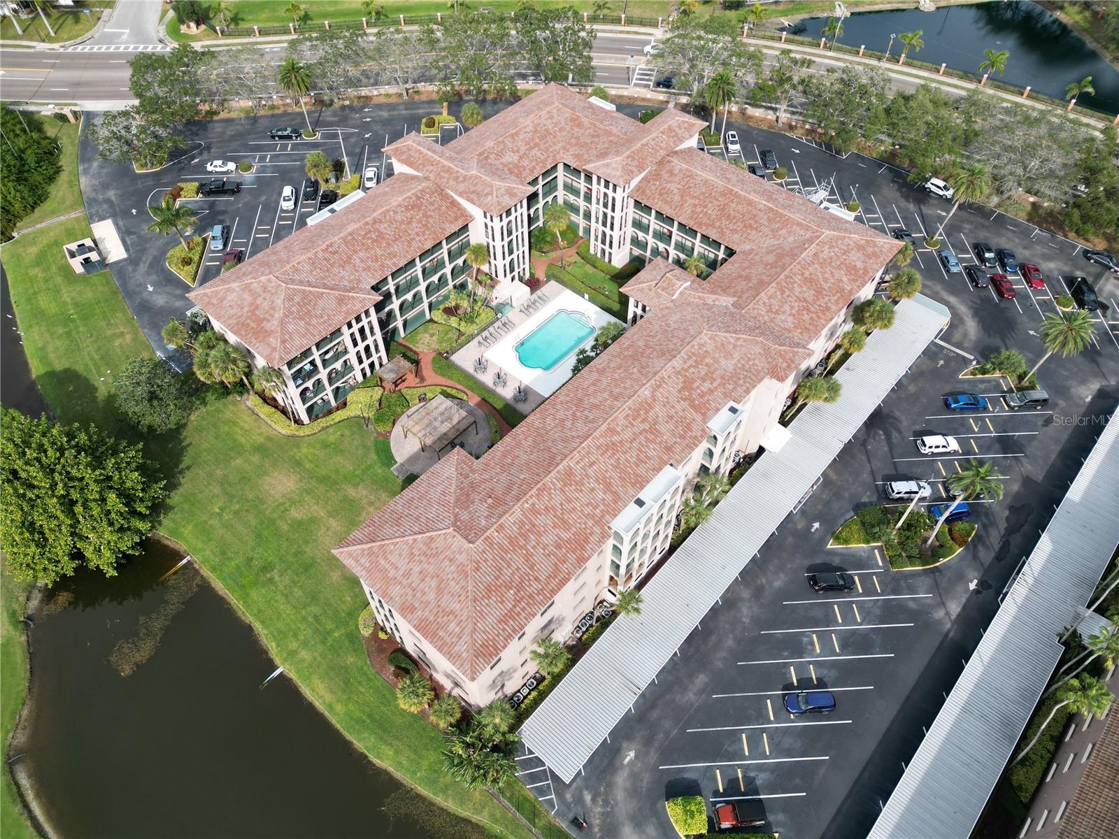 Image 2 of 51 For 6150 Gulfport Boulevard S 302