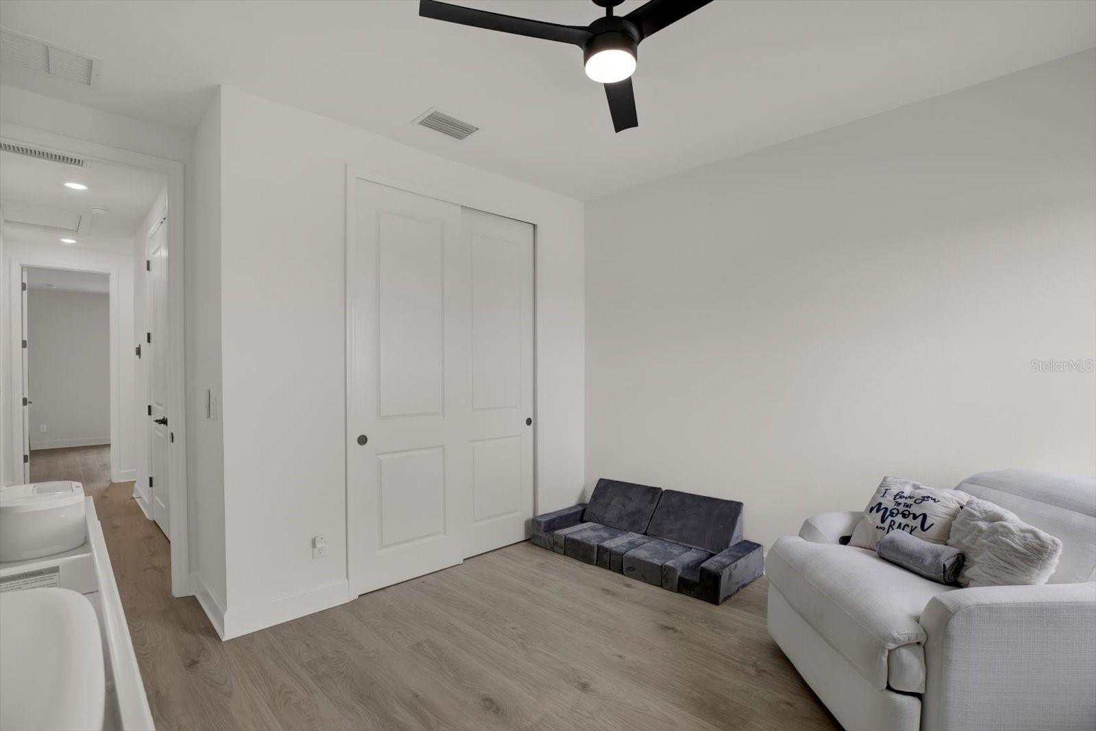 Image 26 of 50 For 16115 Mount Holly Drive