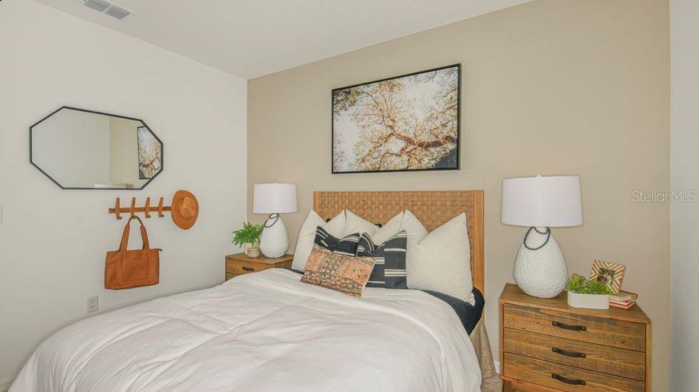 Image 11 of 18 For 13556 Tropical Breeze Way
