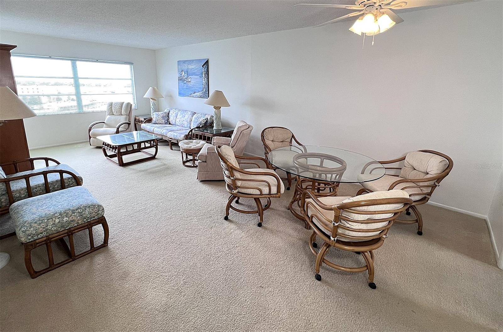 Image 5 of 39 For 4775 Cove Circle 1006