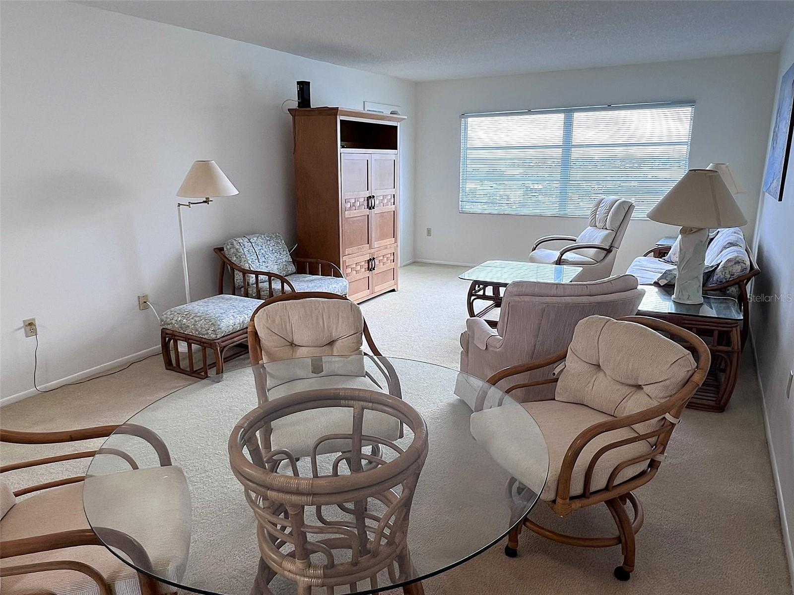 Image 7 of 39 For 4775 Cove Circle 1006