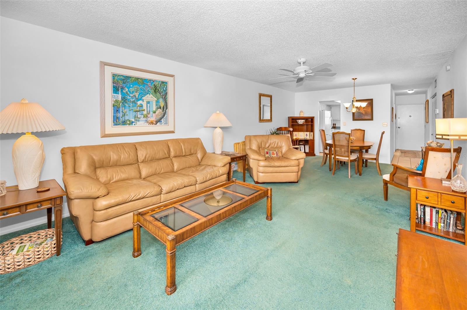 Image 22 of 75 For 8 Glencoe Place 305