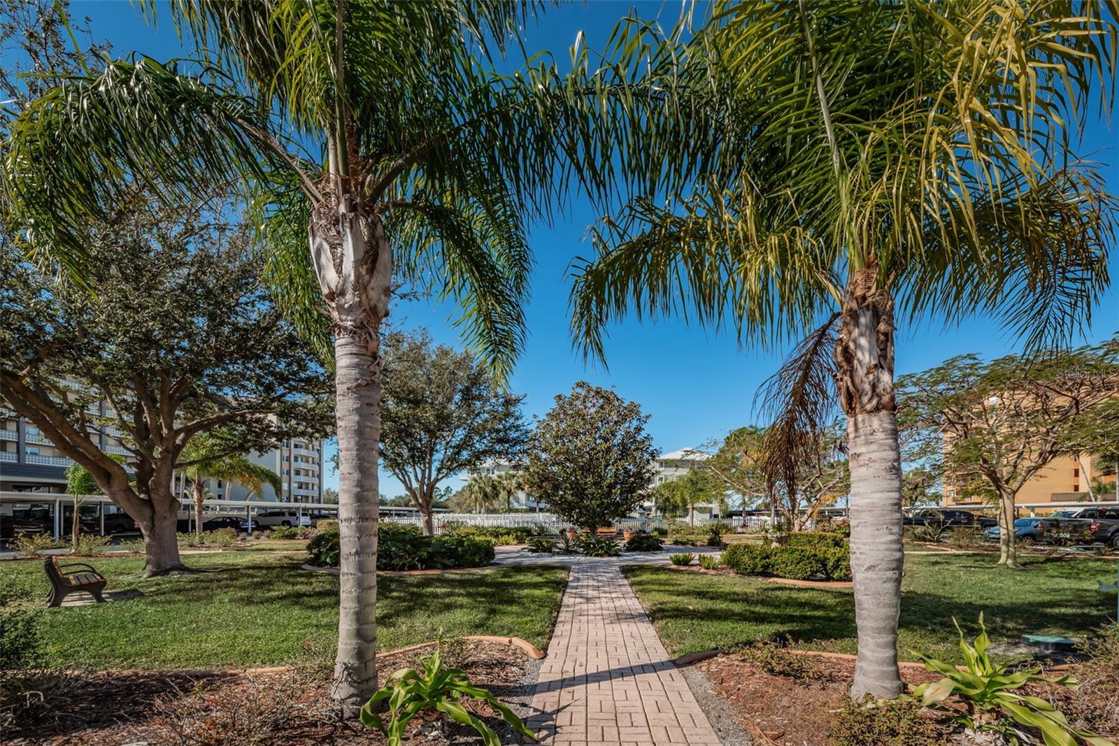 Image 67 of 75 For 8 Glencoe Place 305