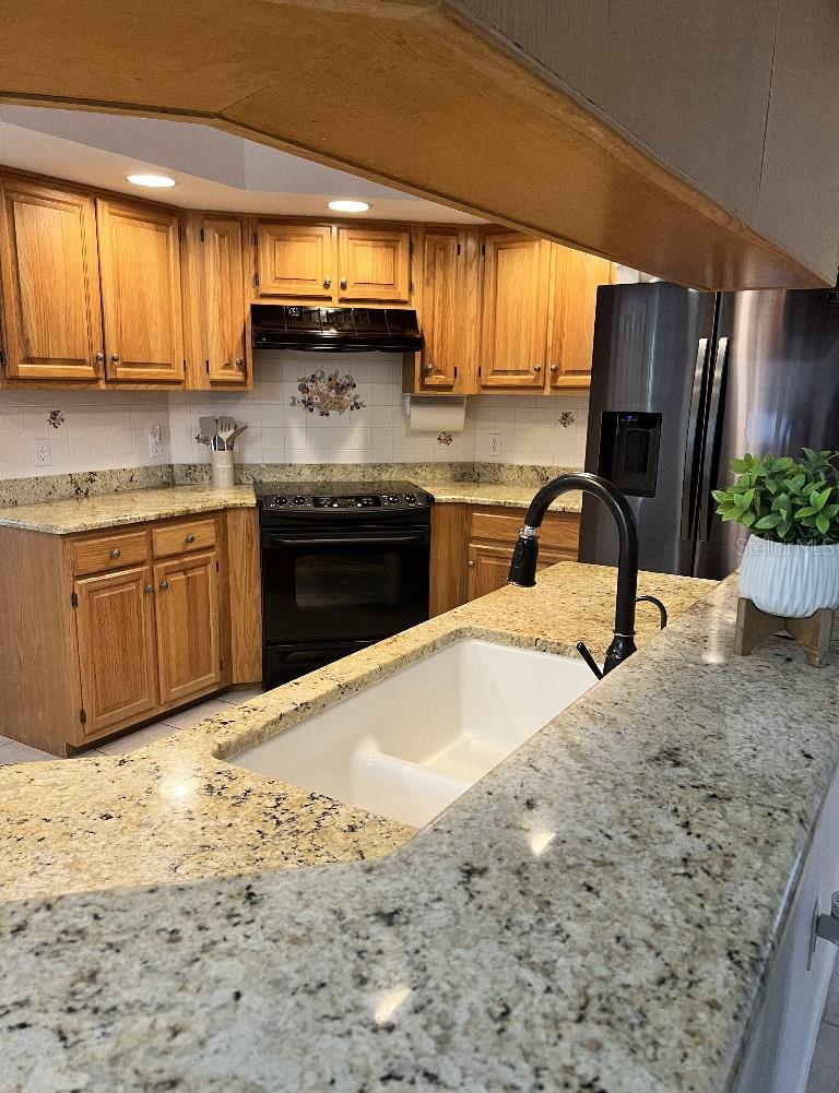 Image 15 of 50 For 2528 Deerbrook Drive
