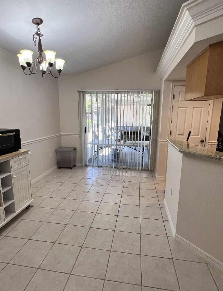 Image 21 of 50 For 2528 Deerbrook Drive
