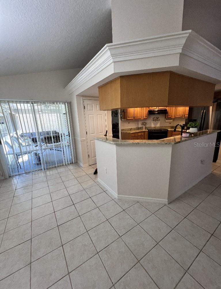 Image 22 of 50 For 2528 Deerbrook Drive