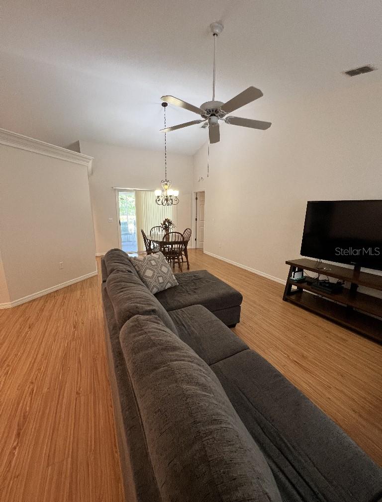 Image 25 of 50 For 2528 Deerbrook Drive