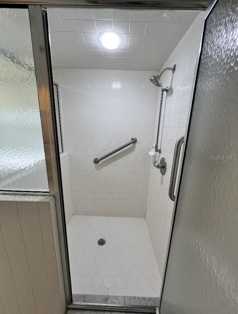 Image 45 of 50 For 2528 Deerbrook Drive