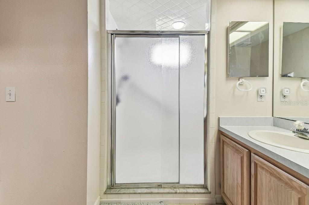 Image 61 of 93 For 2528 Deerbrook Drive