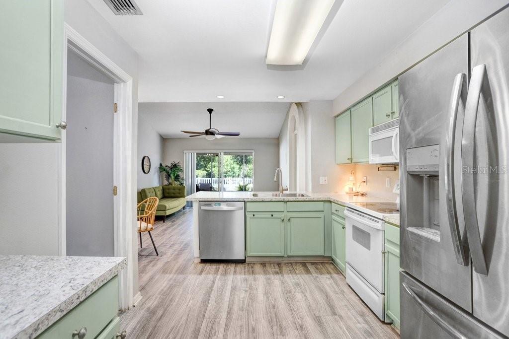 Image 15 of 51 For 13523 Prestwick Drive
