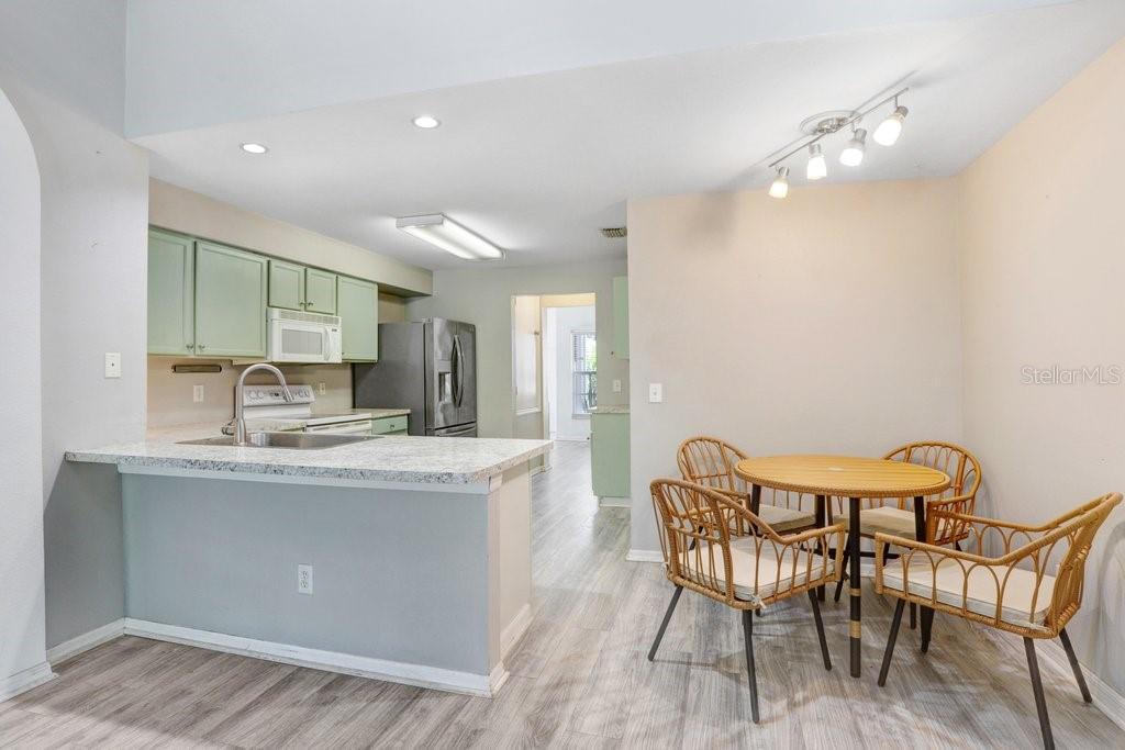 Image 17 of 51 For 13523 Prestwick Drive