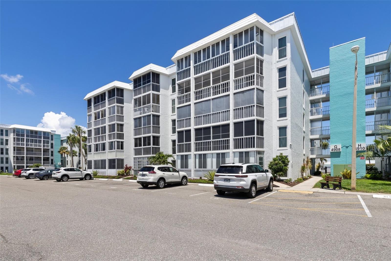 Image 2 of 26 For 4908 38th Way S 206