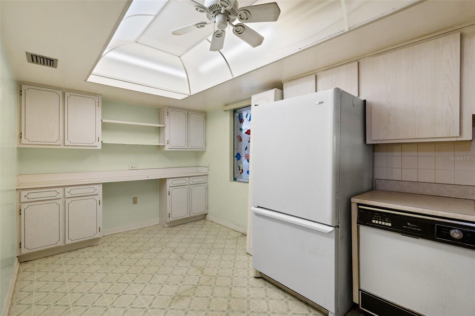 Image 7 of 26 For 4908 38th Way S 206