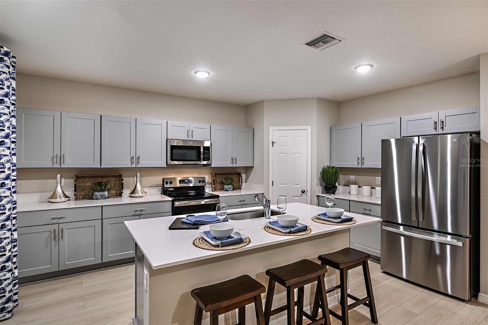 Image 2 of 15 For 1748 Frogmore Avenue