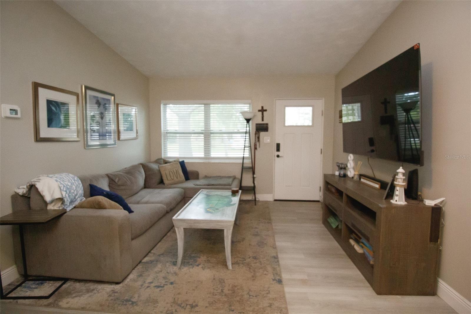 Image 4 of 21 For 5205 98th Terrace N