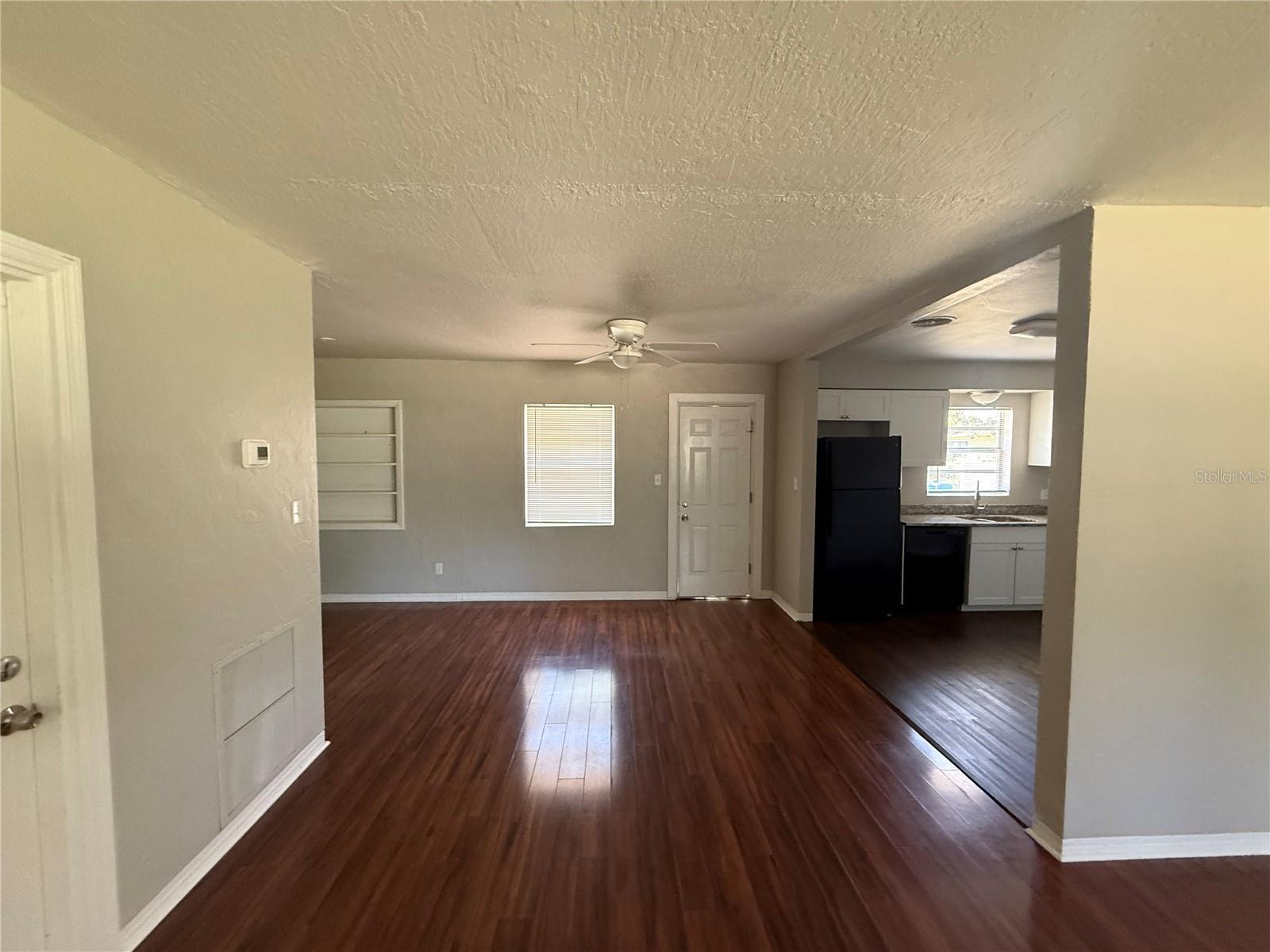 Image 4 of 15 For 6011 4th Street S
