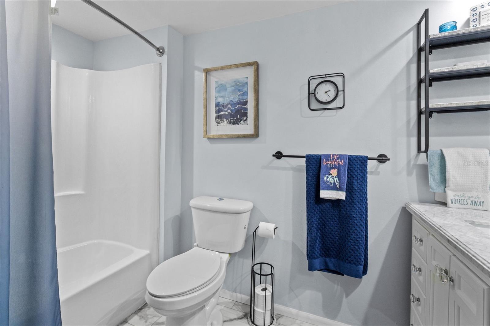 Listing photo id 12 for 2412 Hammock Pine Boulevard