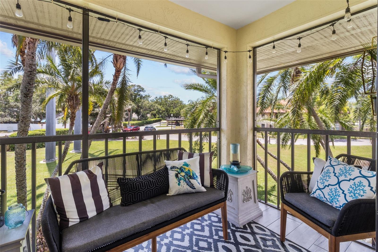 Listing photo id 14 for 2412 Hammock Pine Boulevard