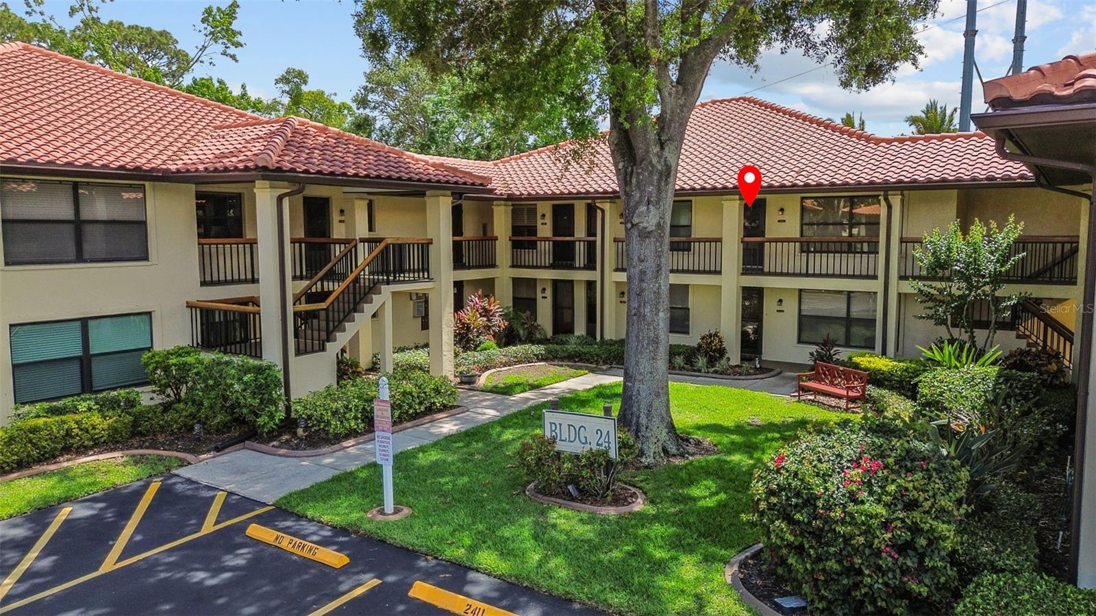 Listing photo id 29 for 2412 Hammock Pine Boulevard