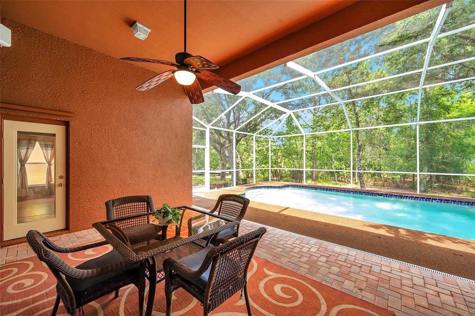 Listing photo id 9 for 19156 Dove Creek Drive